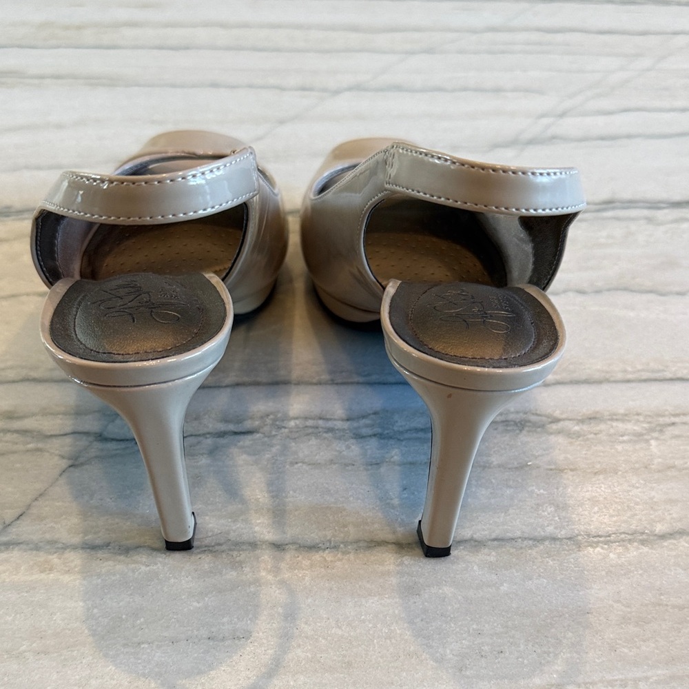 Life Stride Soft System Nude Slingback Heels with Flex Soles Size 9.5 - Picture 4 of 8